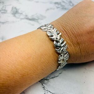 Vintage Silver Leaf cuff Bracelet